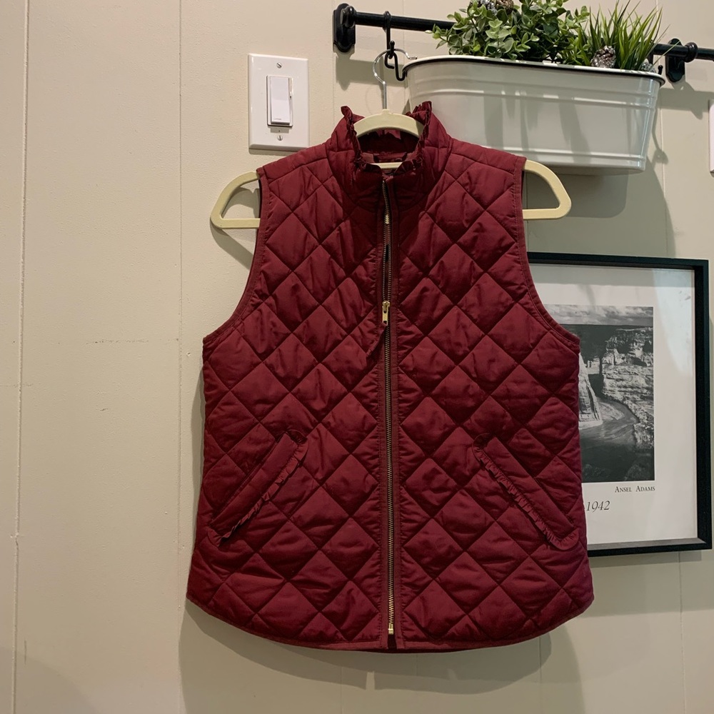 J.Crew S burgundy ruffle vest